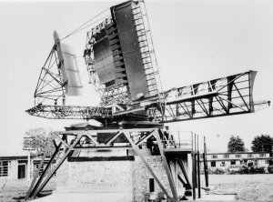 Radar Type 82 (photo: "Watching The Skies")