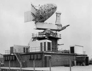 Modified Type 82 at Houghton (photo via Richard Vernon)